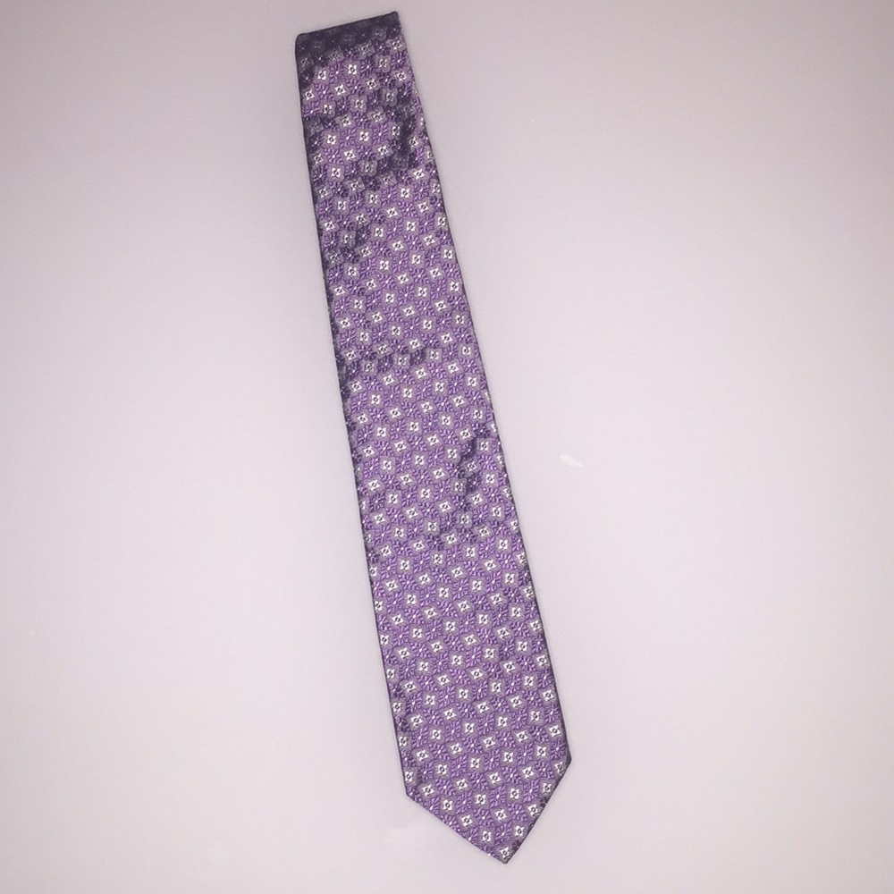 Brooks Brothers purple patterned tie